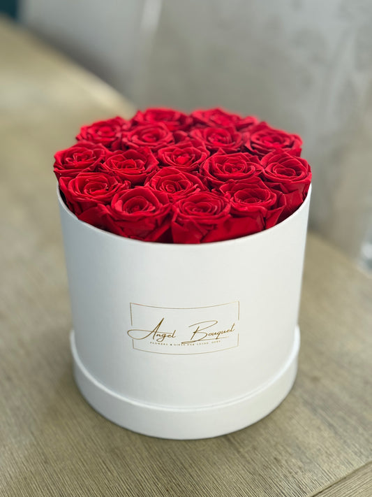 Everlasting Roses - Round Box Packaging (White)