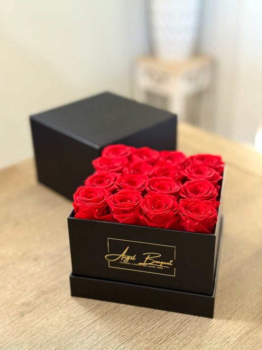 Everlasting Roses - Square Box Packaging (Black)