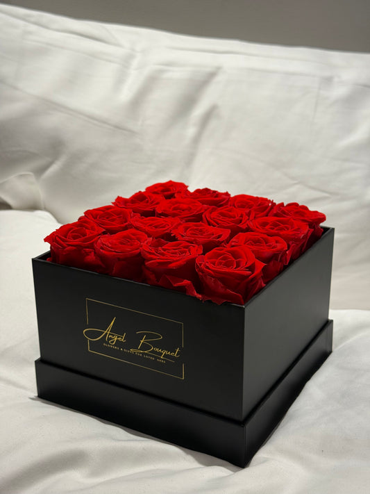 Everlasting Roses - Square Box Packaging (Black)